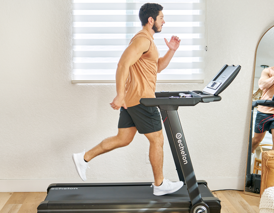 Man on Echelon Stide Treadmill