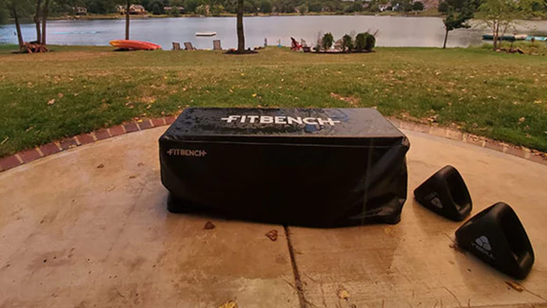 FitBench FITPROOF Outdoor Cover