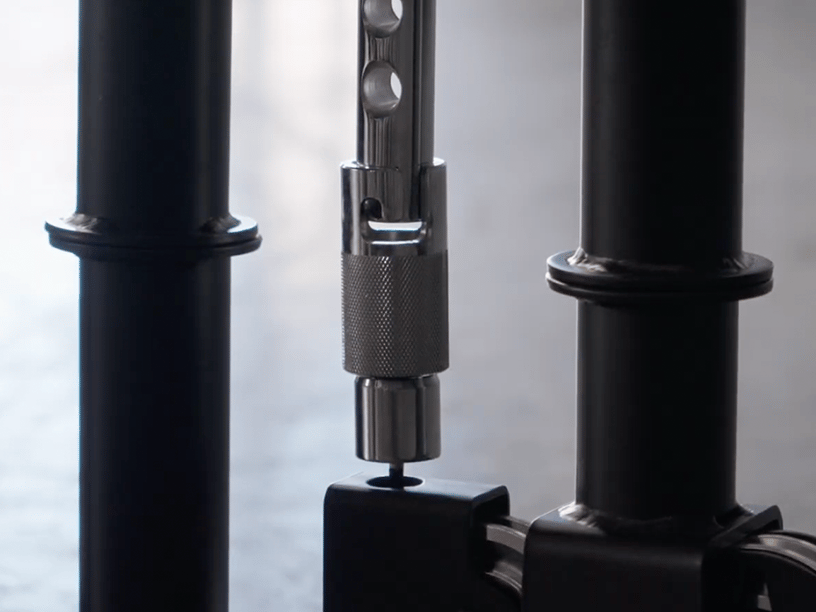 Force USA M10 Dual Force Twist Lock system