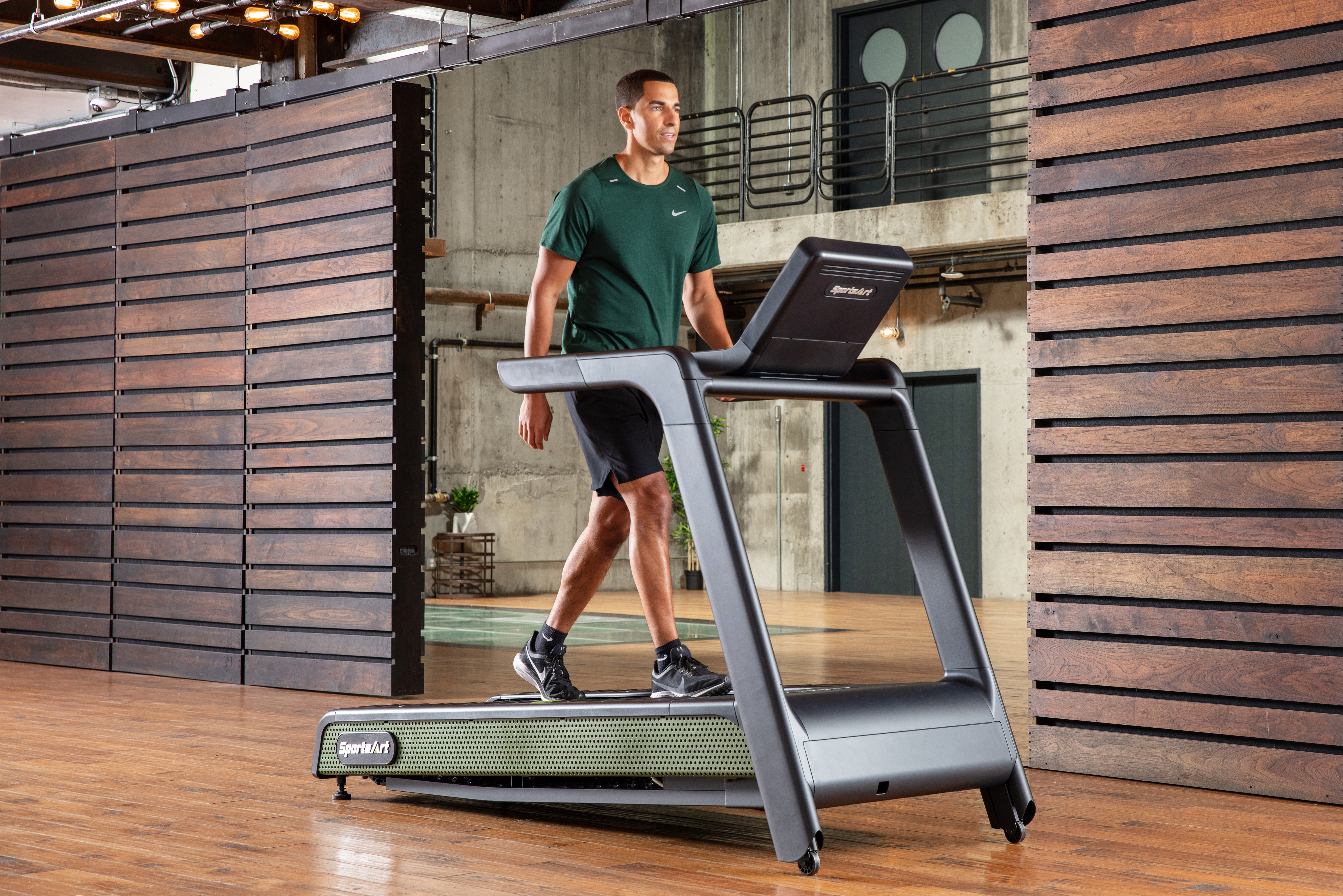 SportsArt G660 Treadmill