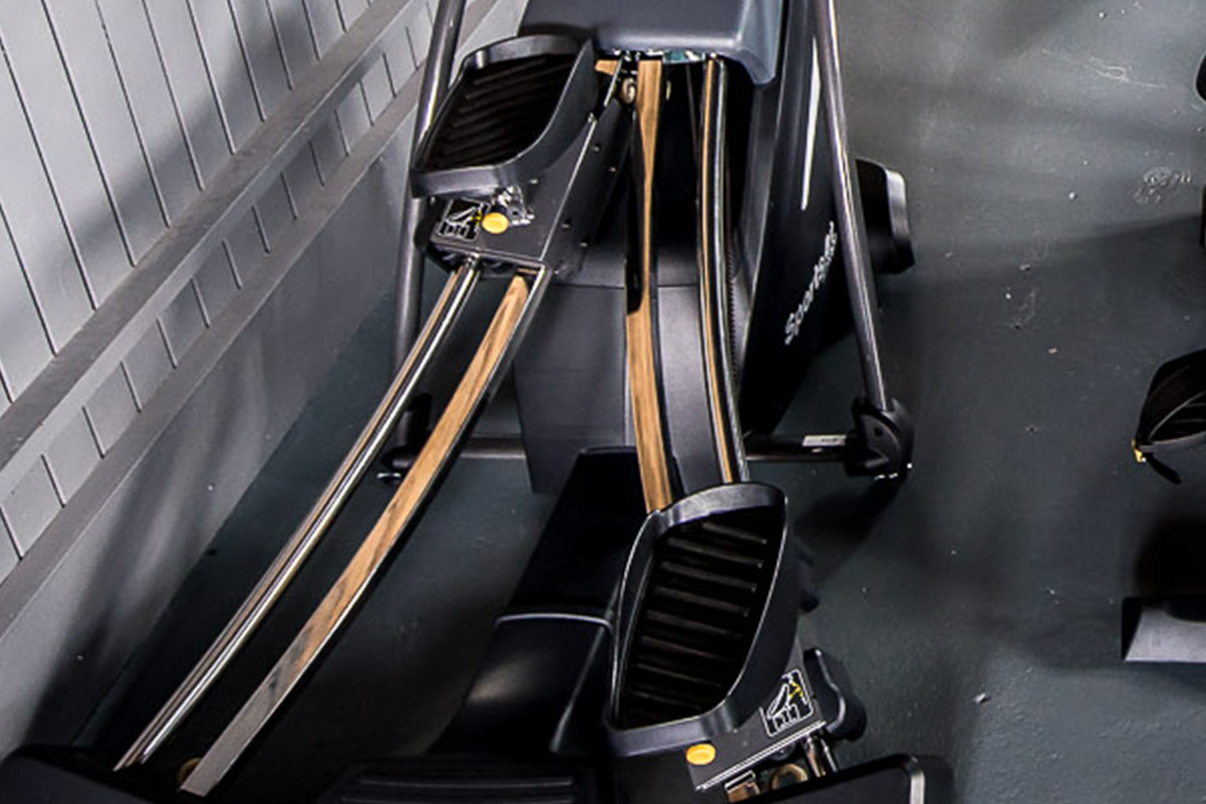 SportsArt S775 Pinnacle Cross Trainer close up