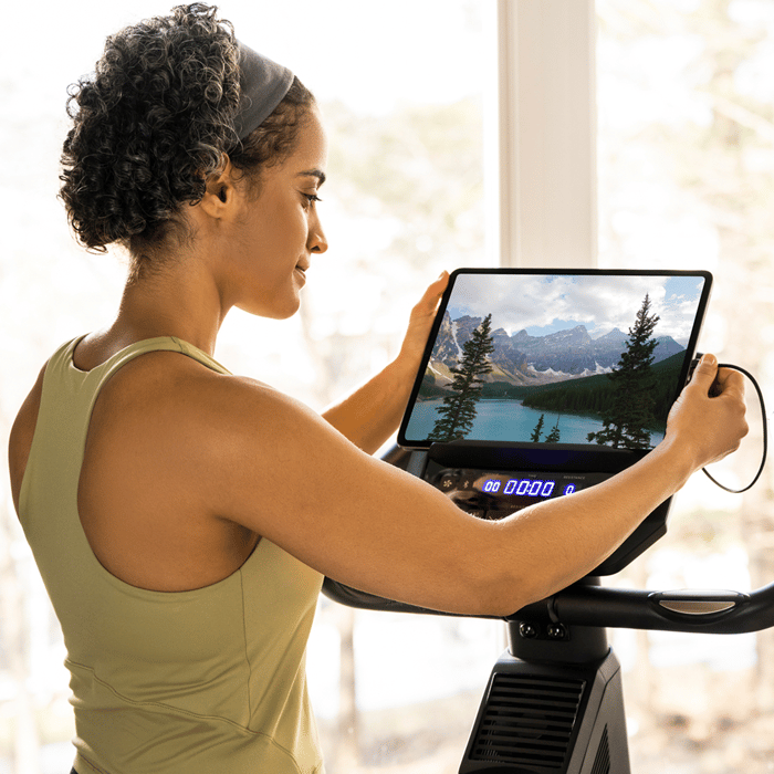 Horizon 5.0U Upright Bike