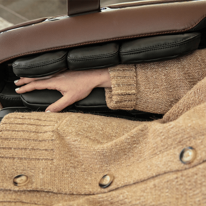 OHCO M.8 NEO Massage Chair