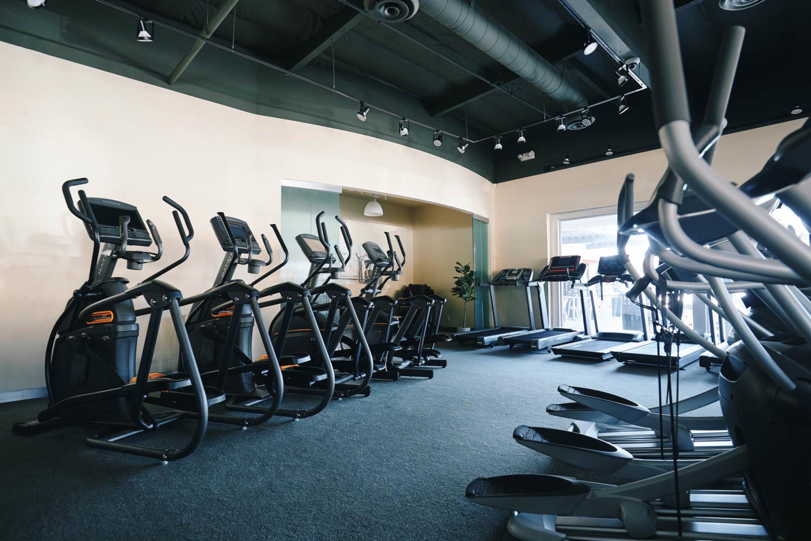 Overland Park, KS Fitness Equipment & Massage Chair Showroom Johnson