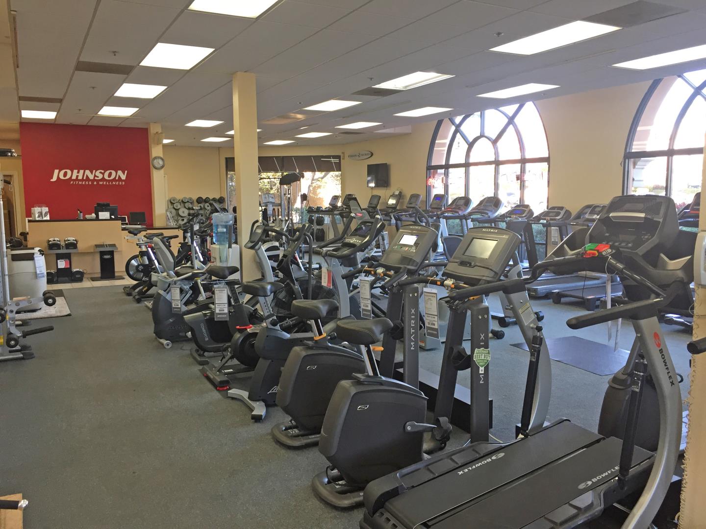 Laguna Niguel, CA Fitness Equipment & Massage Chair Showroom Johnson