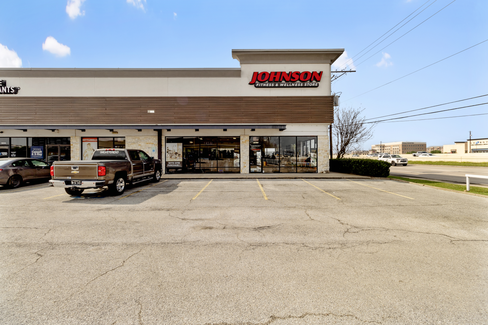 Friendswood, TX Showroom